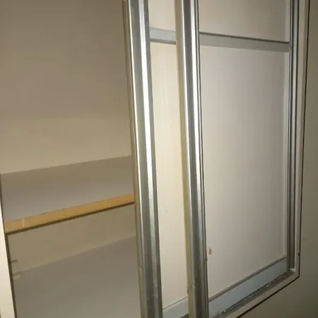 Kutlu Pansiyon *